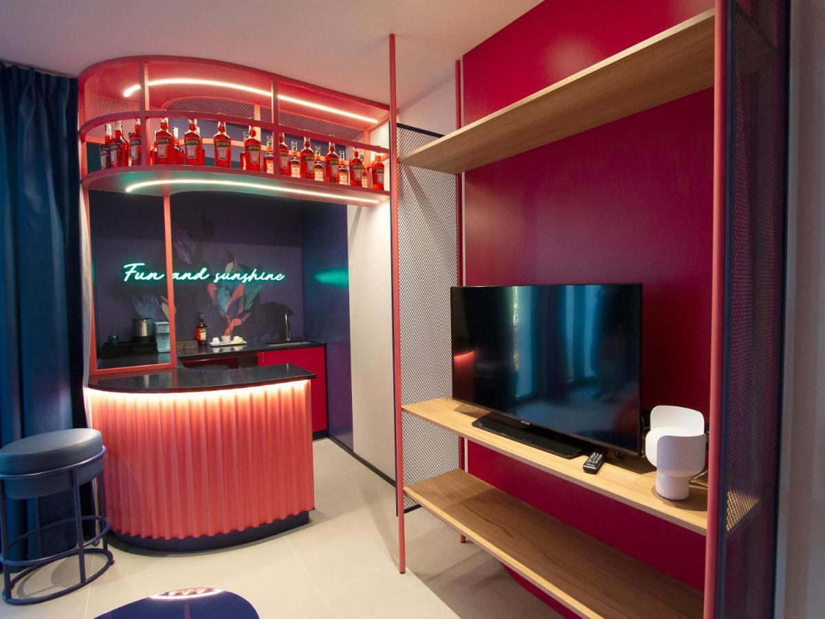 Demo Hotel Design Emotion Rimini Kültér fotó