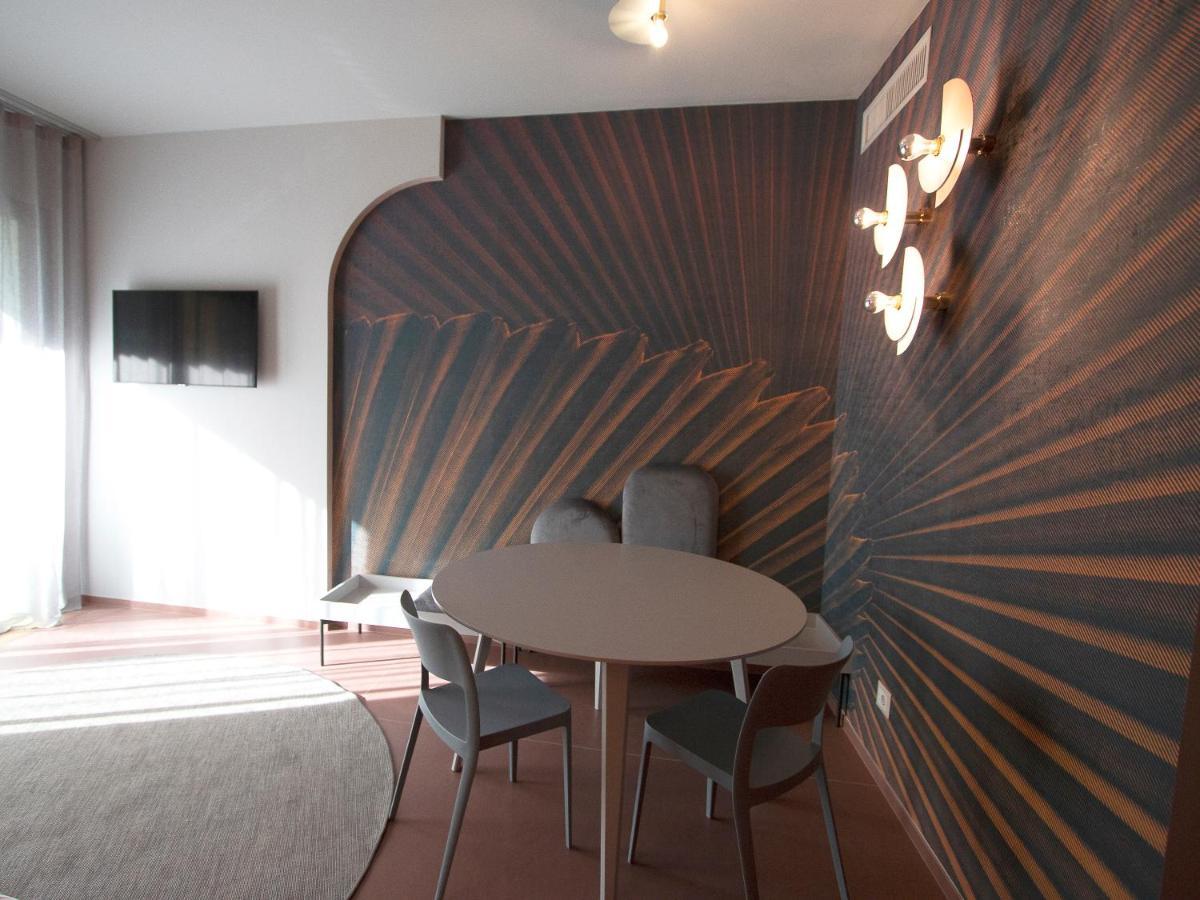 Demo Hotel Design Emotion Rimini Kültér fotó